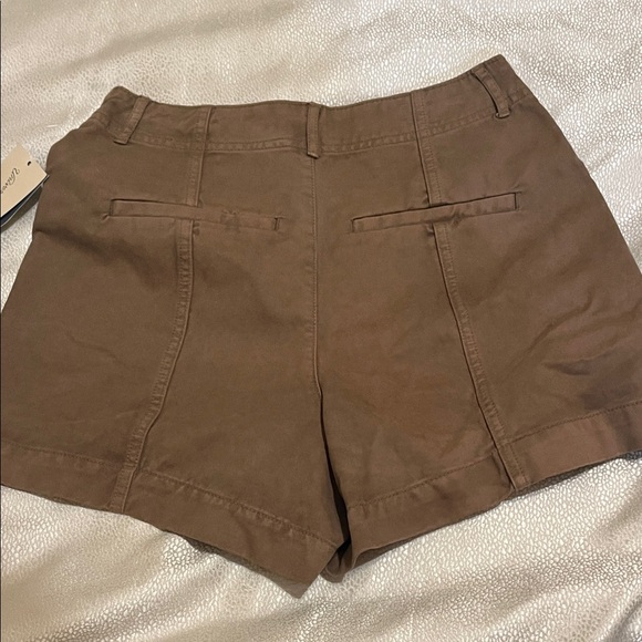 Universal Thread Chocolate Brown High-Rise Utility Shorts - Picture 2 of 2